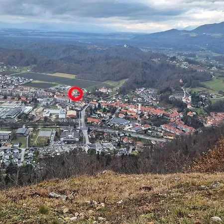 Gala Lenassi Apartment