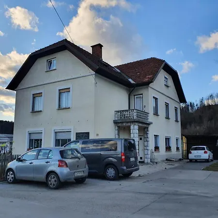 Apartment Gala Lenassi *