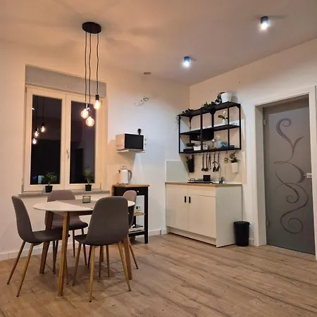 Gala Lenassi Διαμέρισμα Kamnik