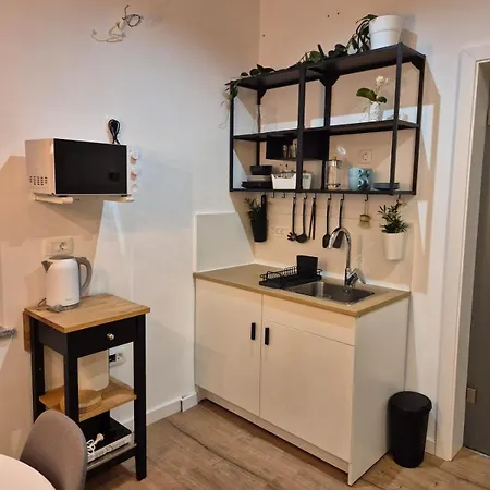 Gala Lenassi Apartamento