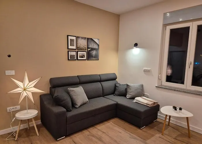 Gala Lenassi * Kamnik