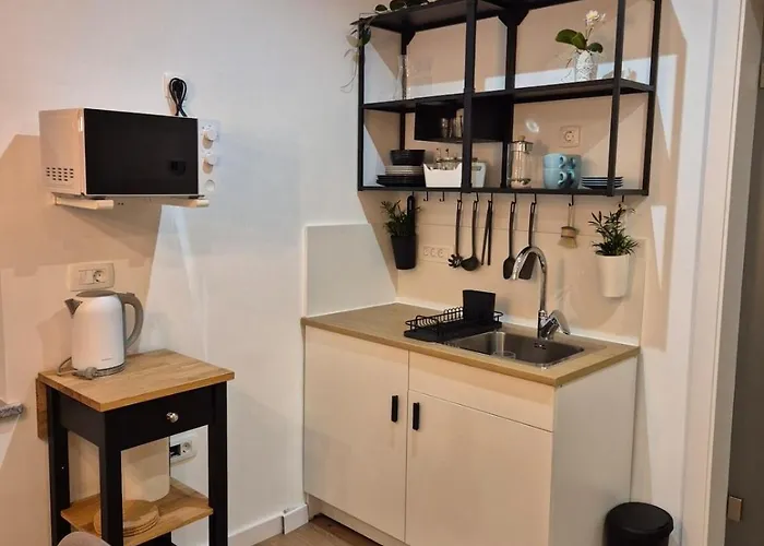 Gala Lenassi Apartment